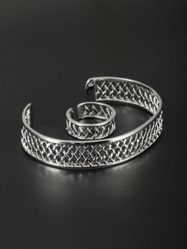 White Bangle with Platinum Plated