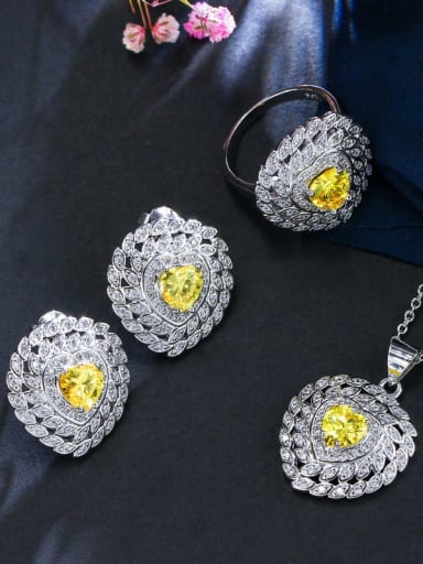 Yellow ring size 7 Brass Cubic Zirconia Luxury Heart Earring Ring and Necklace Set