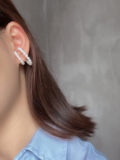 925 Sterling Silver Imitation Pearl White Irregular Minimalist Clip Earring