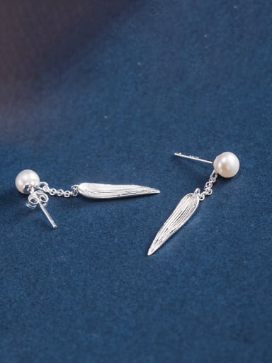 925 Sterling Silver Imitation Pearl Leaf Vintage Drop Earring