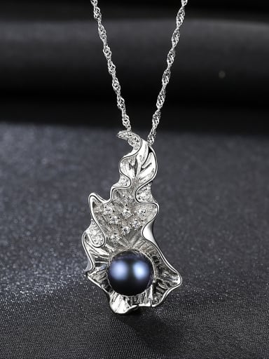 925 Sterling Silver Freshwater Pearl Irregular Zircon Pendant  Necklace