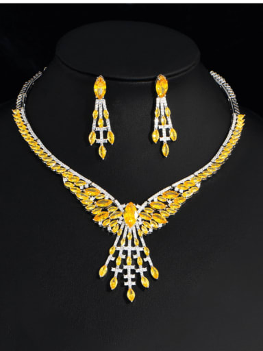 yellow Brass Cubic Zirconia Luxury Water Drop Earring and Necklace Set
