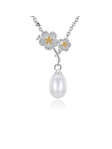 925 Sterling Silver  Fashion two color  plating Plum Blossom Freshwater Pearl Necklace