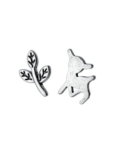 925 Sterling Silver  Asymmetrica Derr Leaf Cute Christmas Stud Earring