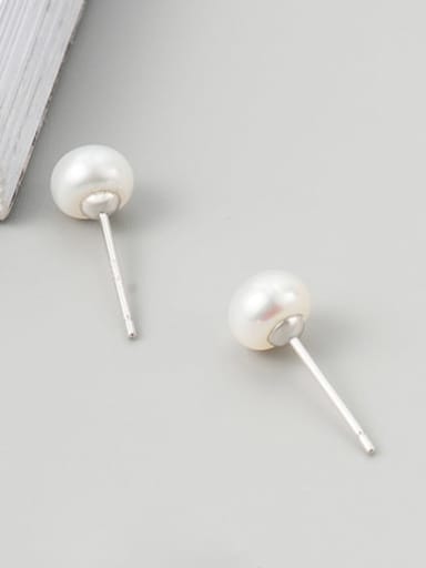 925 Sterling Silver Freshwater Pearl Round Minimalist Stud Earring
