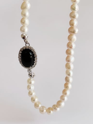 925 Sterling Silver Imitation Pearl Oval Vintage Necklace