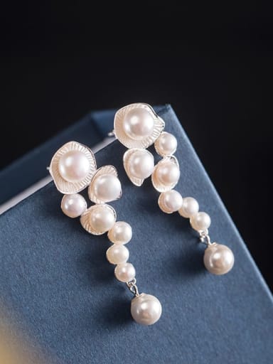 925 Sterling Silver Imitation Pearl Flower Vintage Earring