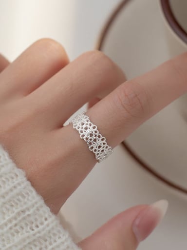 925 Sterling Silver Hollow  Flower Minimalist Band Ring