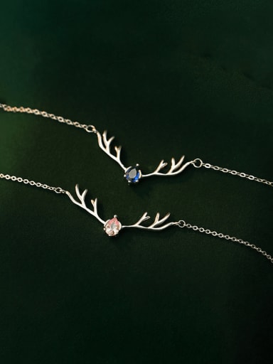 925 Sterling Silver Cubic Zirconia Deer  Head Minimalist Necklace