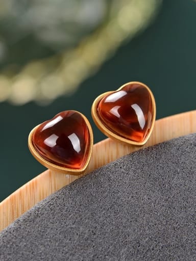 925 Sterling Silver Garnet Heart Minimalist Stud Earring