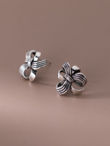 925 Sterling Silver Flower Trend Stud Earring