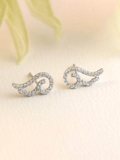 925 Sterling Silver Cubic Zirconia Wing Classic Stud Earring