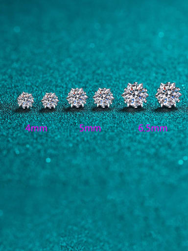 1.0ct (2 carats a pair)    Moissanite Sterling Silver Moissanite Flower Dainty Stud Earring