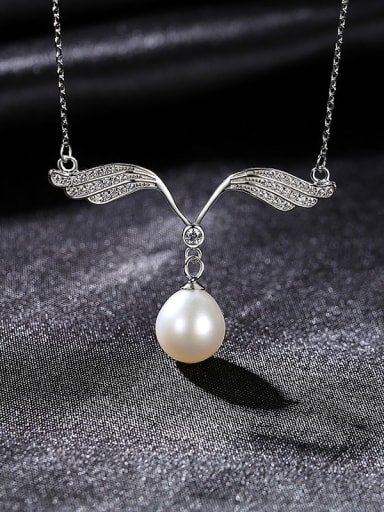 W 8D08 925 Sterling Silver Cubic Zirconia Wing Dainty Necklace