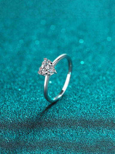 925 Sterling Silver Moissanite Heart Dainty Band Ring