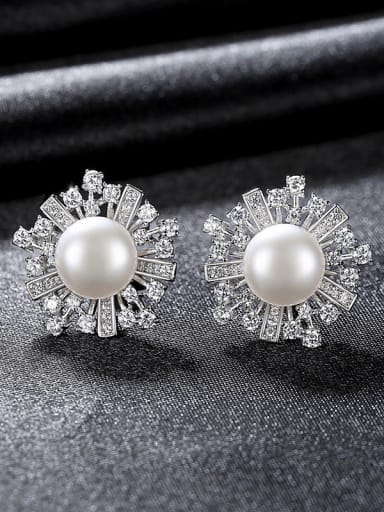 White 3i04 925 Sterling Silver Cubic Zirconia Flower Statement Stud Earring