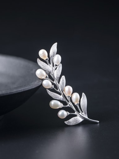 925 Sterling Silver Imitation Pearl Leaf Vintage Brooch