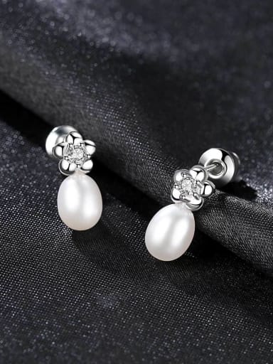 925 Sterling Silver Freshwater Pearl White Flower Cute Stud Earring