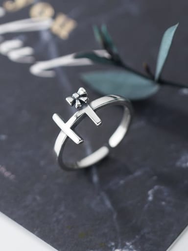 925 Sterling Silver Cross Vintage Free Size Ring
