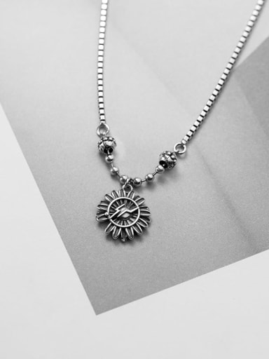 925 Sterling Silver Vintage  Flower Necklace