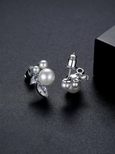 Platinum Brass Imitation Pearl Irregular Minimalist Stud Earring