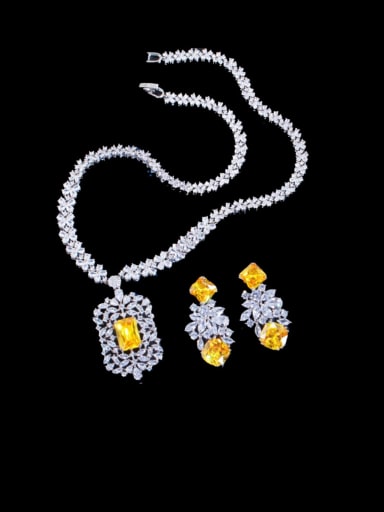 yellow Brass Cubic Zirconia Luxury Geometric  Earring and Necklace Set
