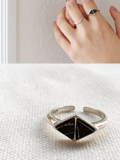 925 Sterling Silver AcrylicSymmetrical Triangle Vintage Free SIze Midi Ring