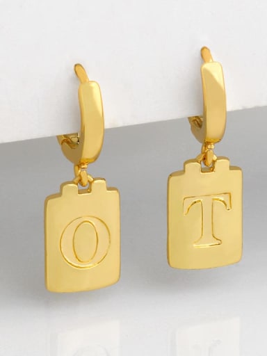 Brass  Minimalist Simple Square Glossy 26 Letter Huggie Earring(single)