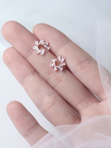 925 Sterling Silver Cubic Zirconia  Flower Minimalist Stud Earring