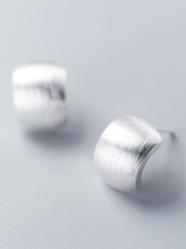 925 Sterling Silver  Fashionable simple thumb shape earrings Stud Earring