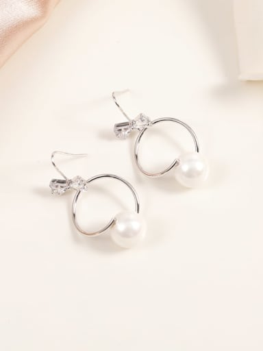 Brass Imitation Pearl White Irregular Minimalist Hook Earring