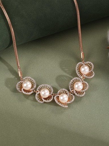 custom Alloy Imitation Pearl Flower Trend Long Strand Necklace