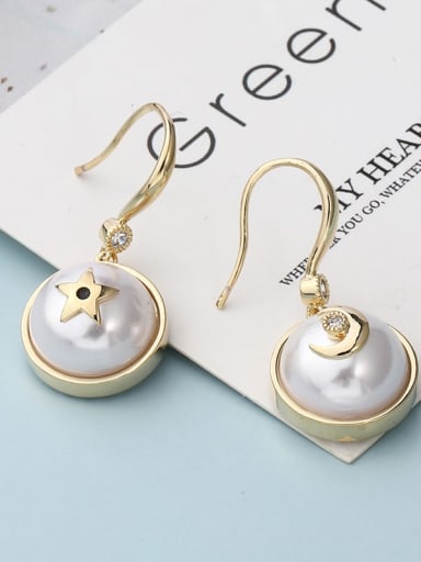 Brass Imitation Pearl White Round Minimalist Hook Earring