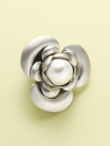 Brass Flower Minimalist Pins & Brooches