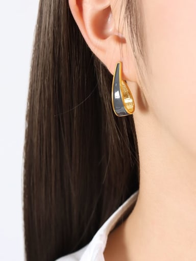 F803 Gold Titanium Steel Enamel Geometric Vintage Stud Earring