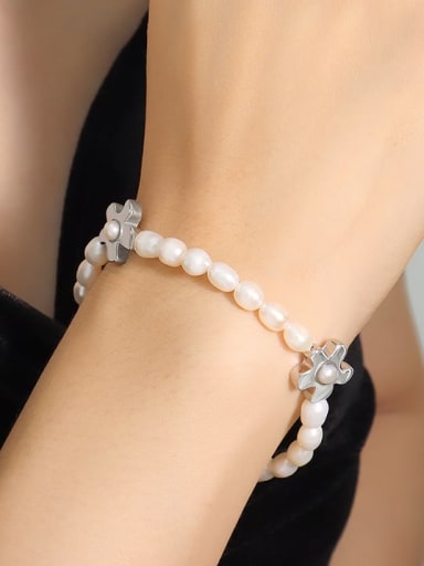 E388 steel color bracelet 17 5cm Titanium Steel Freshwater Pearl Minimalist Flower  Bracelet and Necklace Set