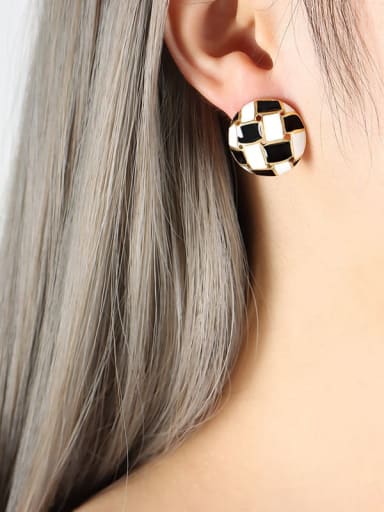 F759 Gold Round Earrings Titanium Steel Enamel Heart Trend Stud Earring