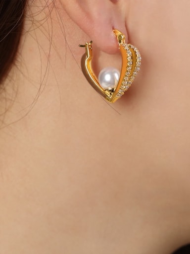 F1323 Yellow Glazed Gold Earrings Brass Cubic Zirconia Heart Vintage Huggie Earring