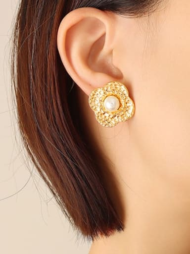F600 gold Titanium Steel Imitation Pearl Flower Vintage Stud Earring