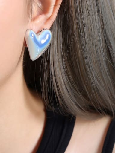 Titanium Steel Resin Heart Trend Stud Earring