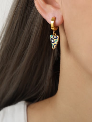 F282 C pointed peach heart earrings Titanium Steel Enamel Geometric Trend Stud Earring