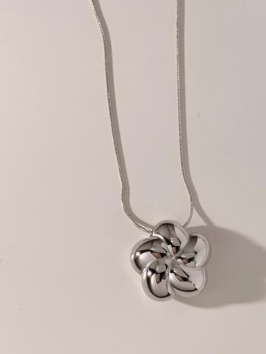 Stainless steel Vintage Flower Earring and Necklace Set