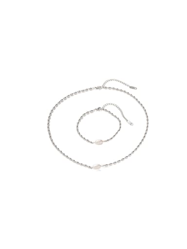 Stainless steel Freshwater Pearl Geometric Dainty Beaded Necklace
