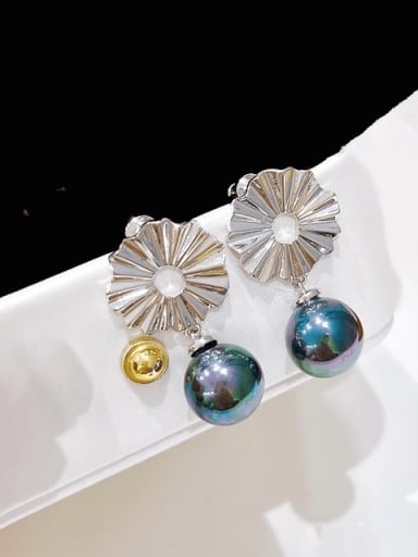 Brass Imitation Pearl Flower Minimalist Hook Earring