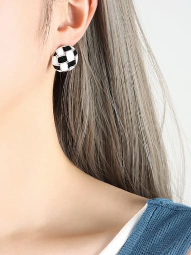F759 Steel Round Earrings Titanium Steel Enamel Heart Trend Stud Earring
