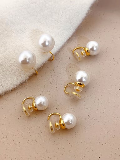 Brass Imitation Pearl Geometric Minimalist Clip Earring
