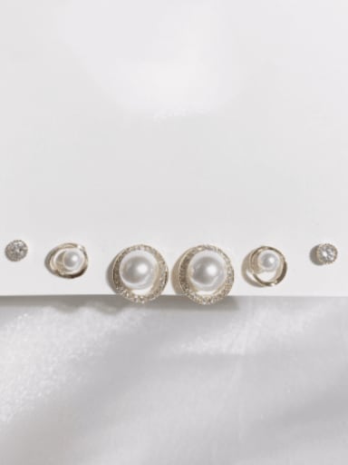 Brass Imitation Pearl Minimalist Round  Bead Set Stud Earring
