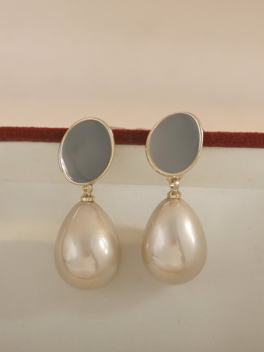 Light golden gray Brass Imitation Pearl Enamel Water Drop Minimalist Drop Earring