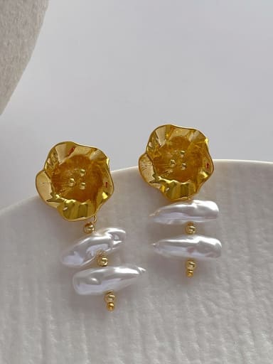 Q118 Gold Brass Imitation Pearl Irregular Minimalist Drop Earring