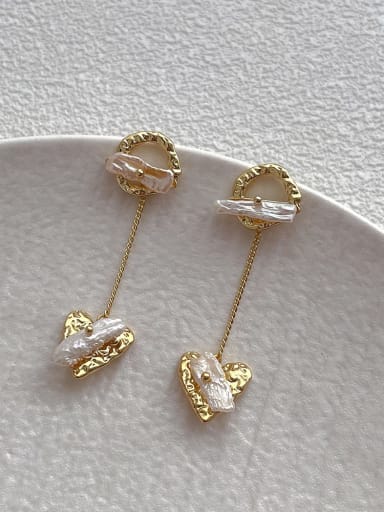 Brass Imitation Pearl Heart Minimalist Drop Earring